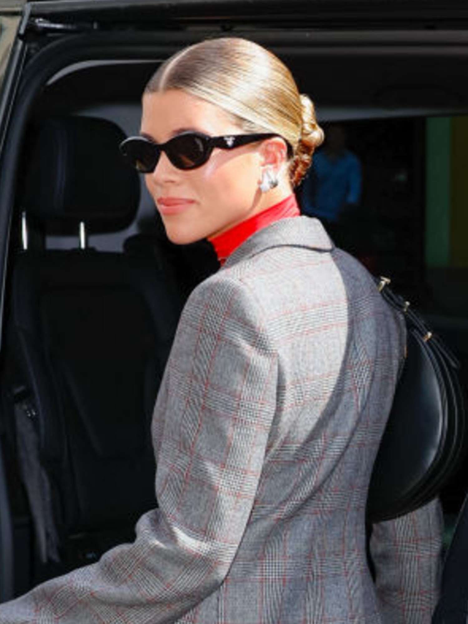 Classic chignon - InStyle bobby Pin coif